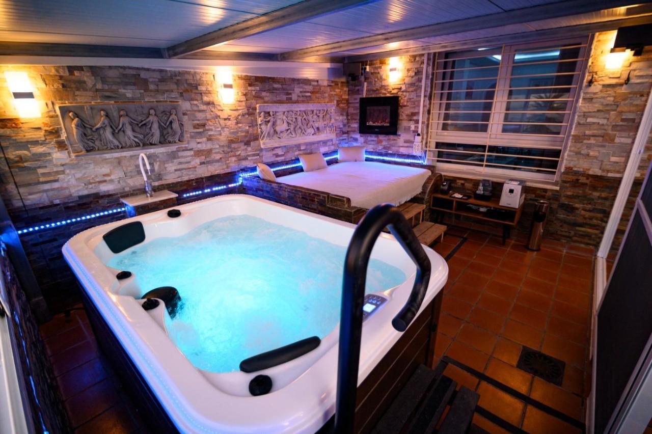 Oceanum Visum Spa Deluxe El Trocadero Exterior photo
